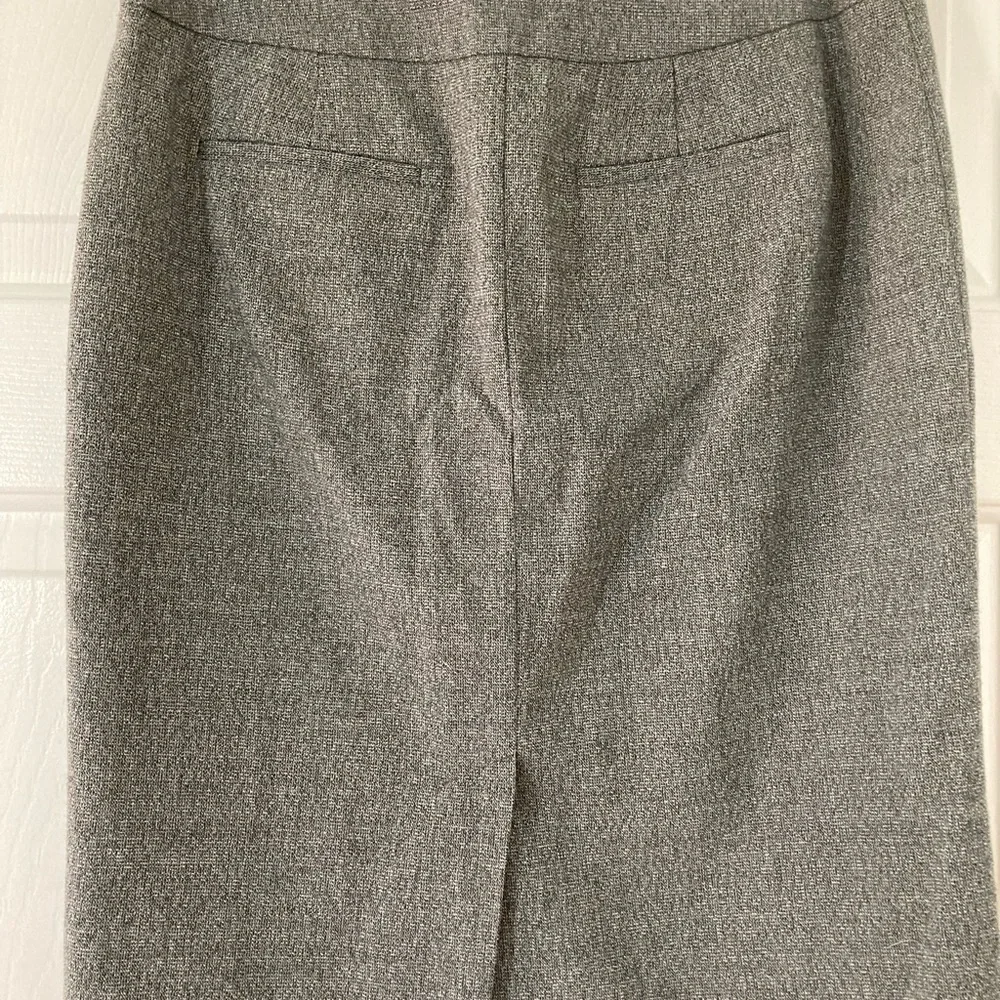 Skirt - Picture 4 of 4